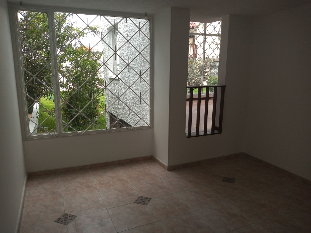 Casa en venta en La Floresta, Bogotá · foto 9 de 23
