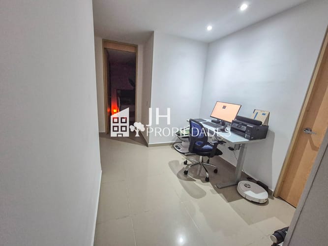 Apartamento de 3 alcobas en venta en C. Balcon De Las Americas, Bucaramanga, 83 m² · foto 5 de 16