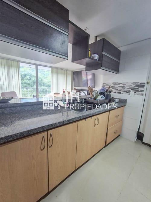 Apartamento de 3 alcobas en venta en C. Balcon De Las Americas, Bucaramanga, 83 m² · foto 6 de 16