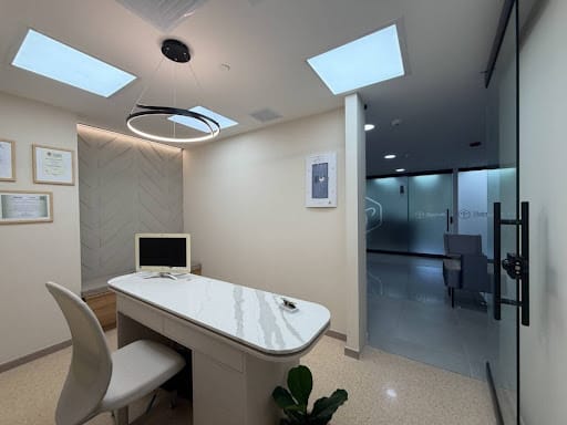 Consultorio en arriendo en Perpetuo Socorro, Medellín, 29 m² · foto 5 de 9