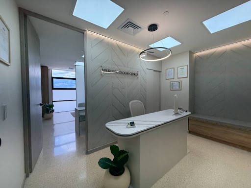 Consultorio en arriendo en Perpetuo Socorro, Medellín, 29 m² · foto 6 de 9