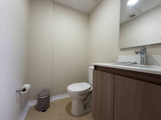 Consultorio en arriendo en Perpetuo Socorro, Medellín, 29 m² · foto 7 de 9