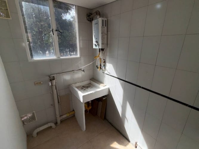 Apartamento en venta en Carlos Lleras Restrepo Manzana C, Bogotá · foto 5 de 24