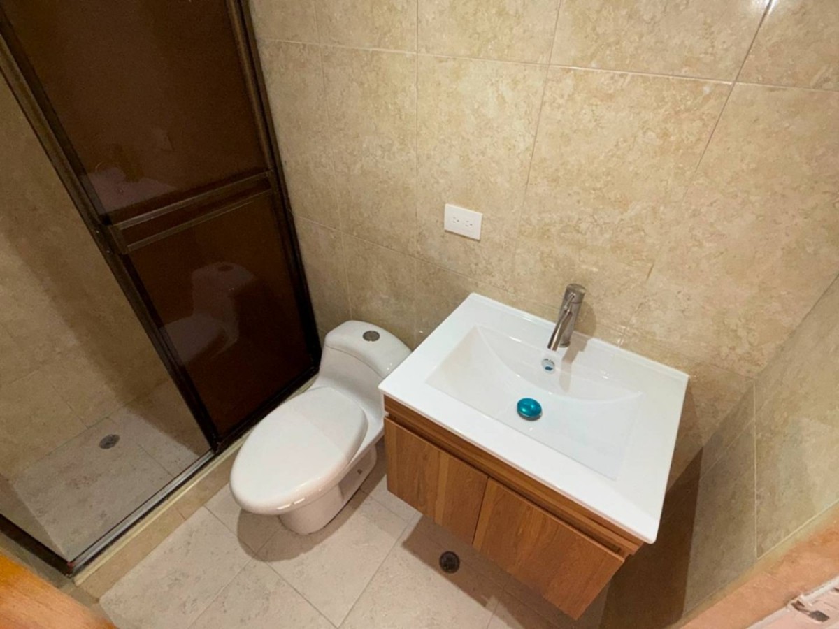 Apartamento en venta en Carlos Lleras Restrepo Manzana C, Bogotá · foto 10 de 24