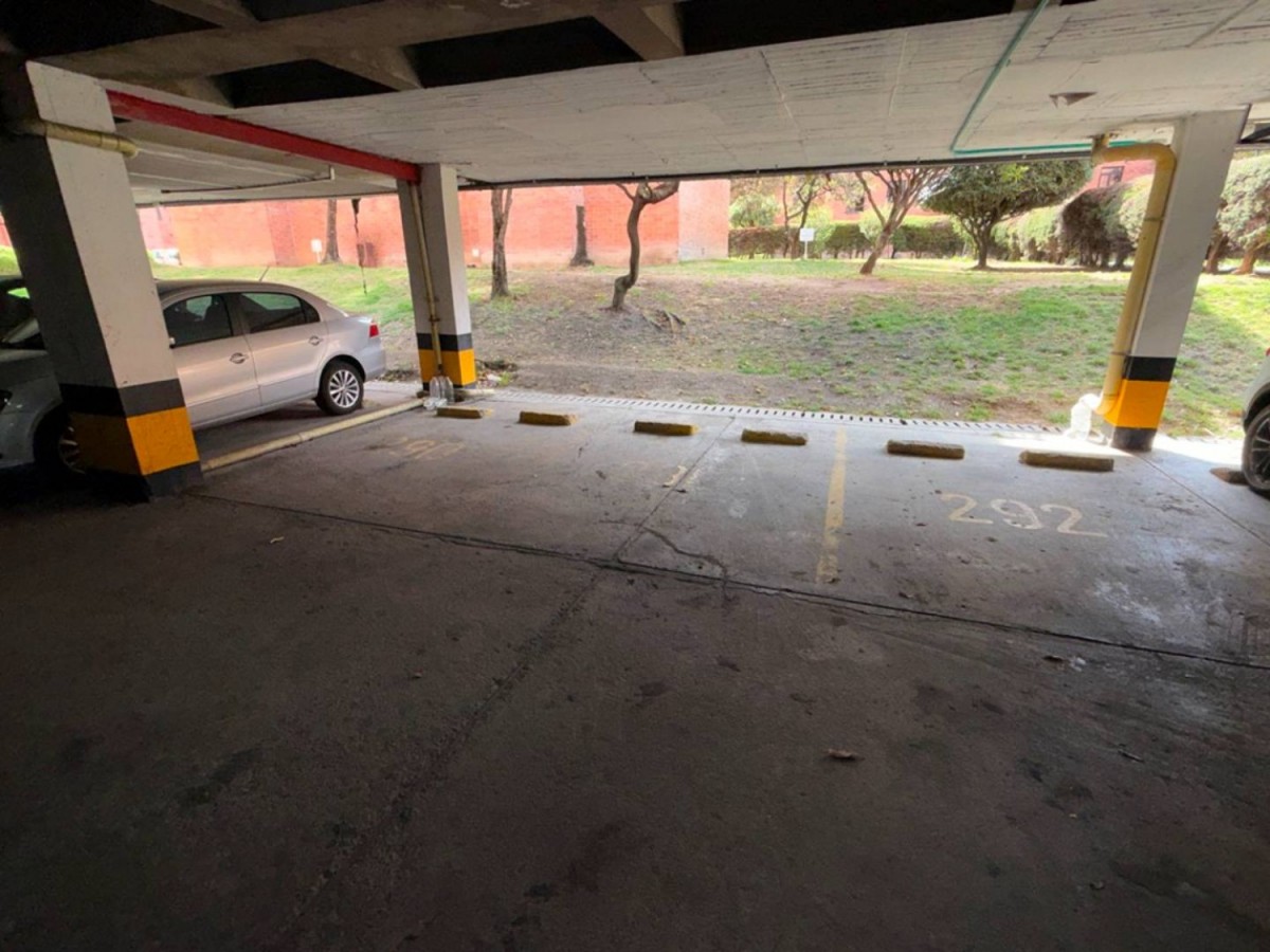 Apartamento en venta en Carlos Lleras Restrepo Manzana C, Bogotá · foto 23 de 24