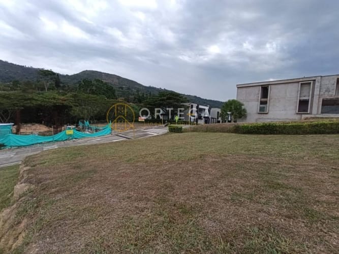 Lote en venta en Ruitoque, Girón, 420 m² · foto 5 de 21