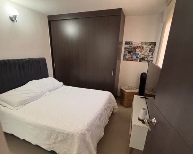 Apartamento de 3 alcobas en venta en San Jose, Sabaneta, 57 m² · foto 7 de 11