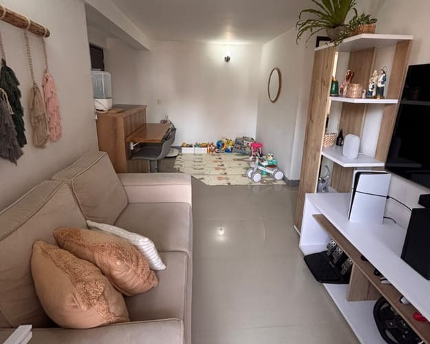 Apartamento de 3 alcobas en venta en San Jose, Sabaneta, 57 m² · foto 4 de 11