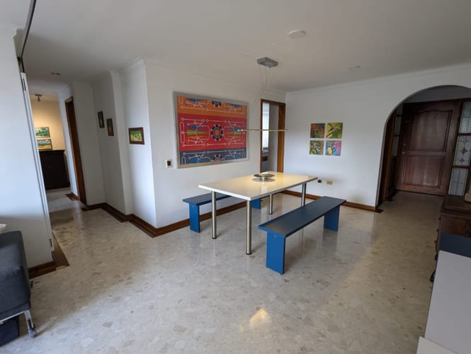 Apartamento de 3 alcobas en arriendo en Lalinde, Medellín, 130 m² · foto 2 de 21