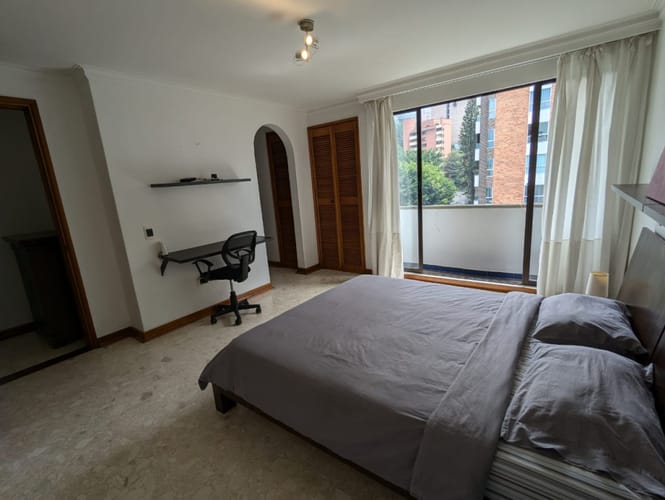 Apartamento de 3 alcobas en arriendo en Lalinde, Medellín, 130 m² · foto 14 de 21