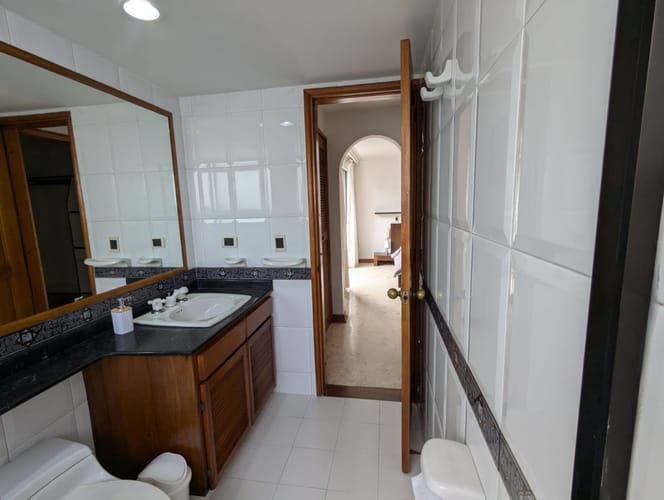 Apartamento de 3 alcobas en arriendo en Lalinde, Medellín, 130 m² · foto 18 de 21