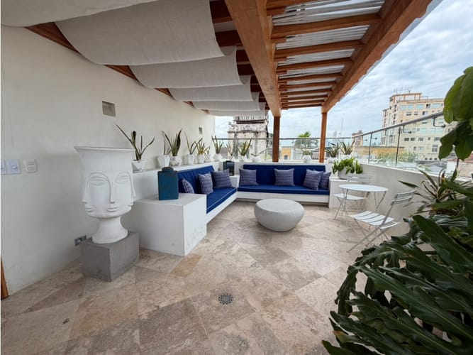 Apartamento de 3 alcobas en venta en El Centro, Cartagena, 247 m² · foto 3 de 24