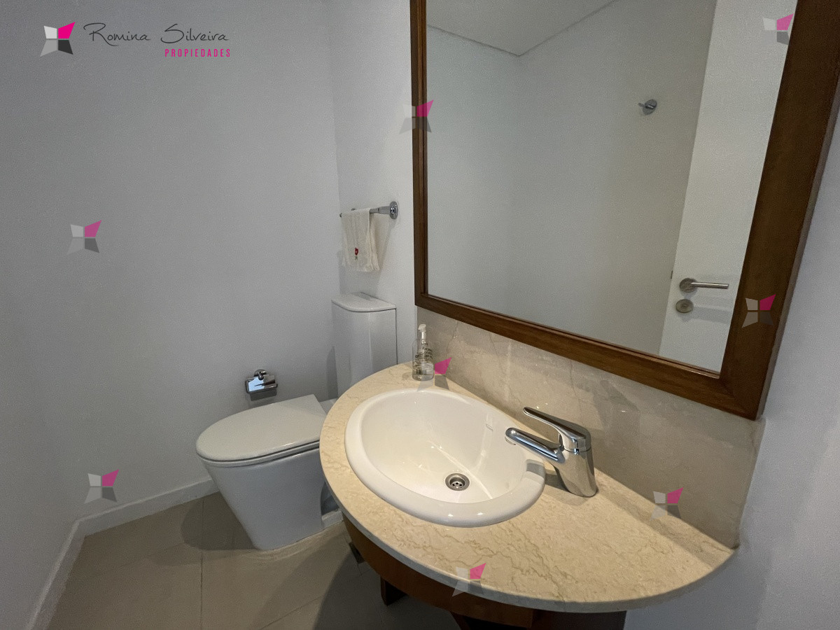 APARTAMENTO EN ALQUILER PUNTA DEL ESTE CON VISTA AL MAR 2 DORMITORIOS EXELENTE!!! · Foto 6
