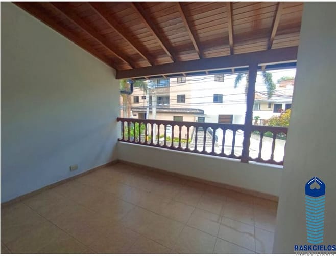 Casa de 5 alcobas en venta en La Palma, Medellín, 250 m² · foto 16 de 16