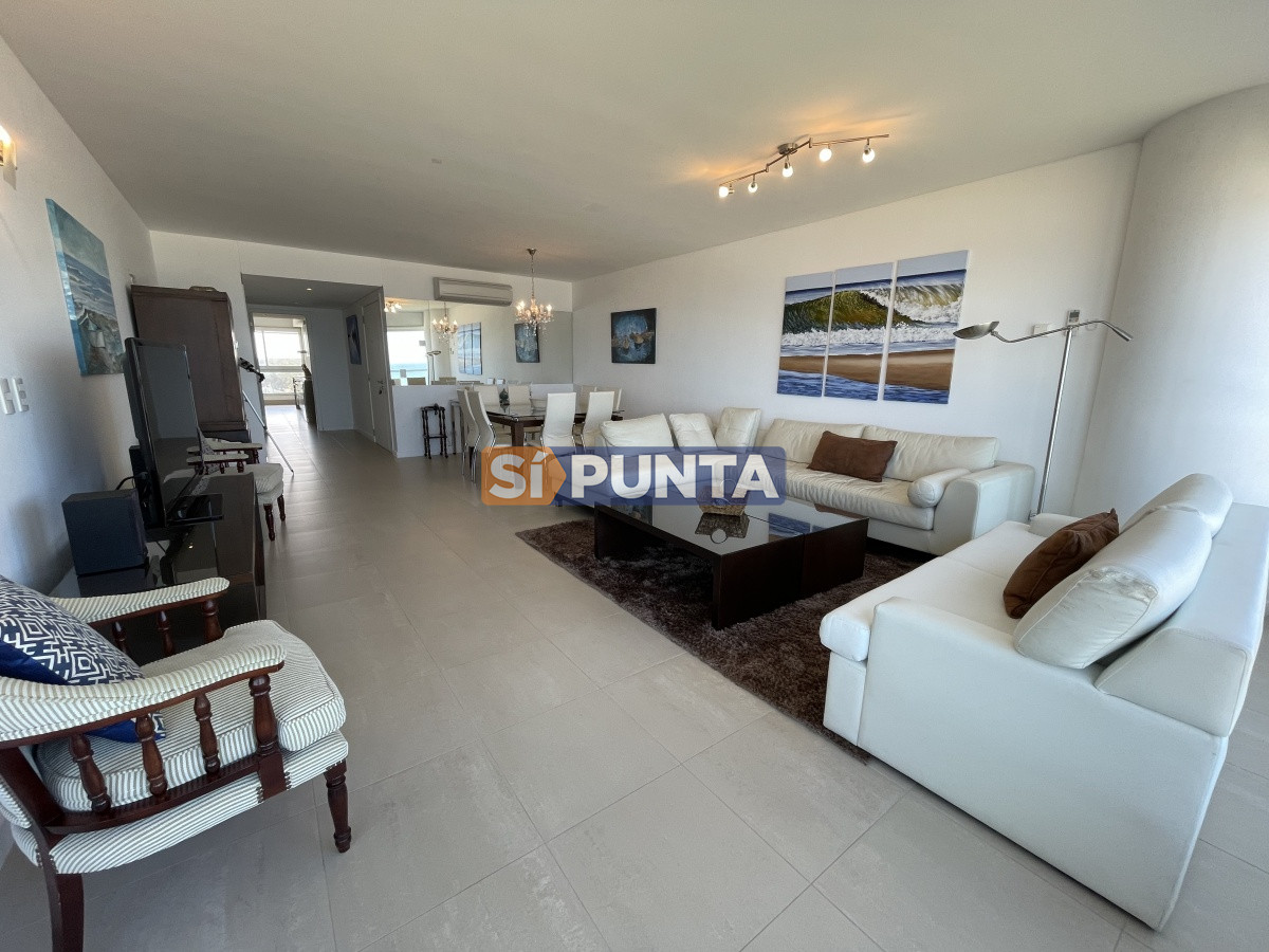 APARTAMENTO EN ALQUILER PUNTA DEL ESTE CON VISTA AL MAR 2 DORMITORIOS EXELENTE!!! · Foto 4