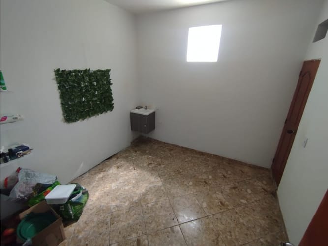 Casa de 7 alcobas en venta en Las Palmas, Medellín, 170 m² · foto 11 de 24