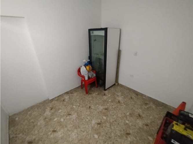 Casa de 7 alcobas en venta en Las Palmas, Medellín, 170 m² · foto 17 de 24