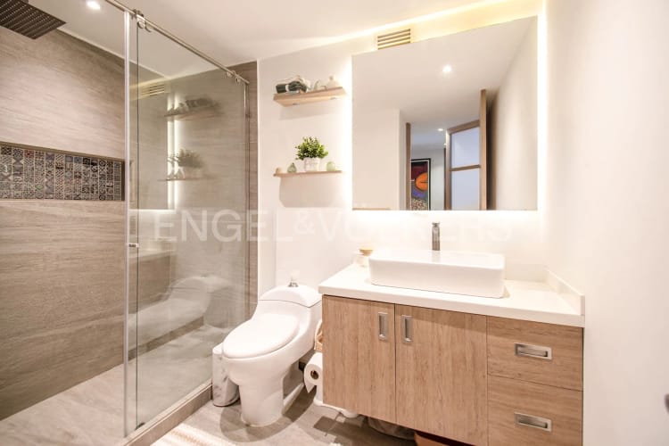 Apartamento de 3 alcobas en venta en Chicó Navarra, Bogotá, 171 m² · foto 17 de 18
