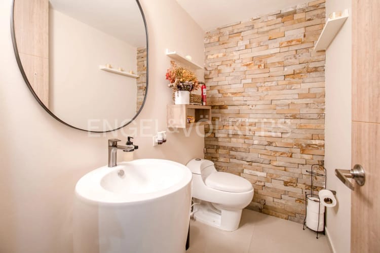 Apartamento de 3 alcobas en venta en Chicó Navarra, Bogotá, 171 m² · foto 8 de 18