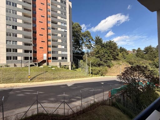 Apartamento de 2 alcobas en arriendo en El Hospital, Rionegro, 49 m² · foto 3 de 15