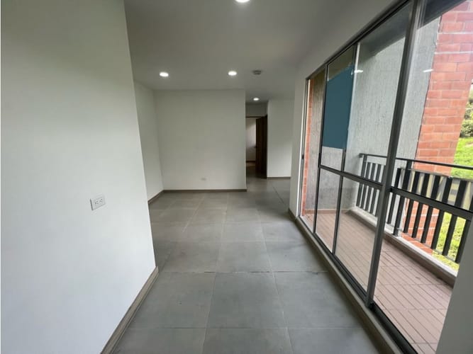Apartamento de 2 alcobas en venta en Cuchillas De San Jose, Rionegro, 58 m² · foto 3 de 16