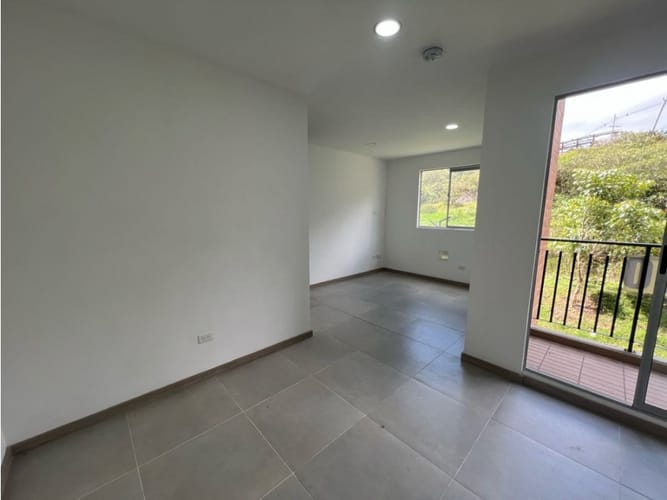 Apartamento de 2 alcobas en venta en Cuchillas De San Jose, Rionegro, 58 m² · foto 4 de 16