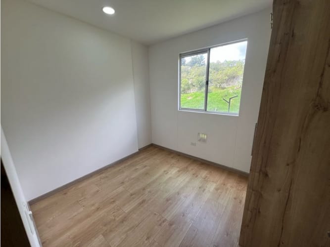 Apartamento de 2 alcobas en venta en Cuchillas De San Jose, Rionegro, 58 m² · foto 8 de 16