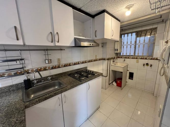 Apartamento de 3 alcobas en arriendo en Tarragona Del Salitre Et. Ii, Bogotá, 52 m² · foto 2 de 13