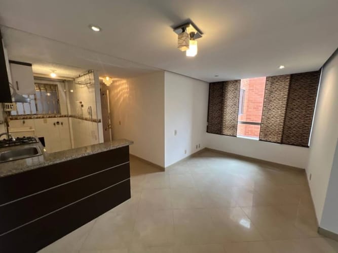 Apartamento de 3 alcobas en arriendo en Tarragona Del Salitre Et. Ii, Bogotá, 52 m² · foto 3 de 13