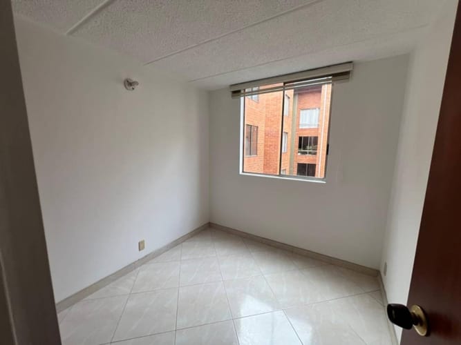 Apartamento de 3 alcobas en arriendo en Tarragona Del Salitre Et. Ii, Bogotá, 52 m² · foto 7 de 13