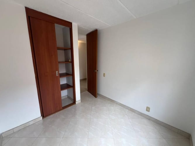 Apartamento de 3 alcobas en arriendo en Tarragona Del Salitre Et. Ii, Bogotá, 52 m² · foto 9 de 13