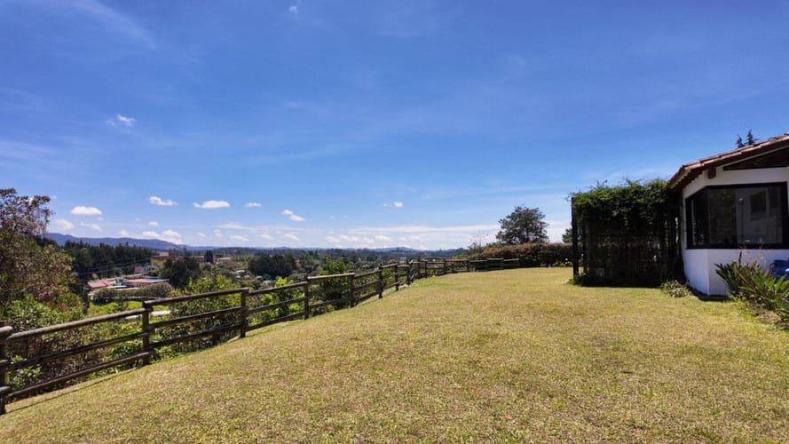 Casa de 3 alcobas en venta en Sajonia, Rionegro, 318 m² · foto 5 de 24