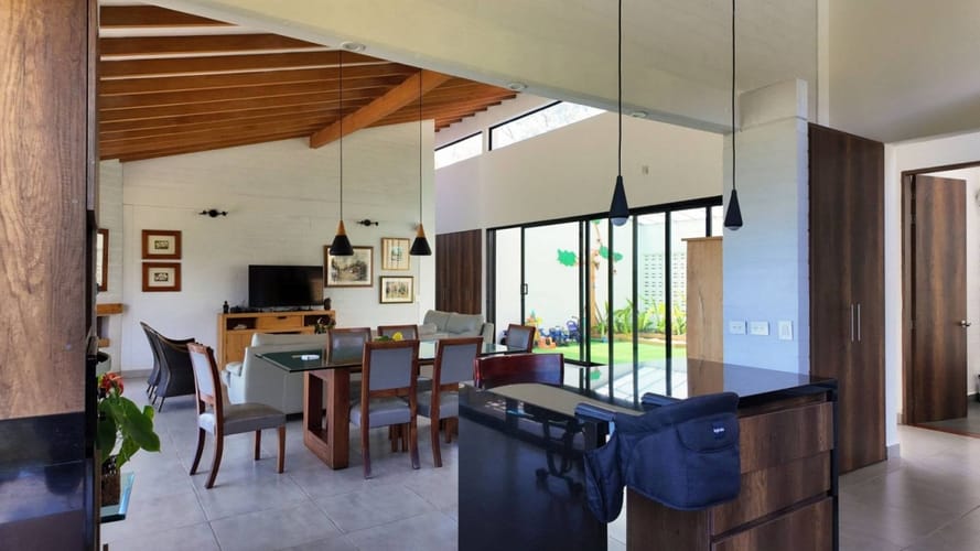 Casa de 3 alcobas en venta en Sajonia, Rionegro, 318 m² · foto 6 de 24