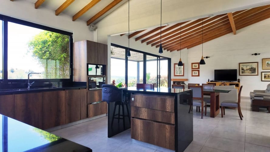 Casa de 3 alcobas en venta en Sajonia, Rionegro, 318 m² · foto 11 de 24