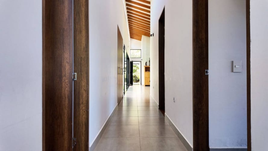 Casa de 3 alcobas en venta en Sajonia, Rionegro, 318 m² · foto 13 de 24
