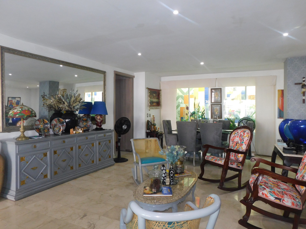 Casa en venta en El Poblado, Barranquilla · foto 3 de 24
