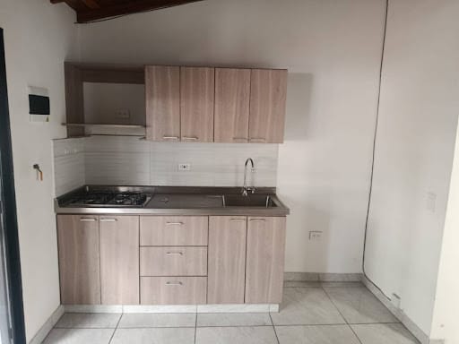 Apartaestudio en arriendo en Medellín, 40 m² · foto 3 de 18