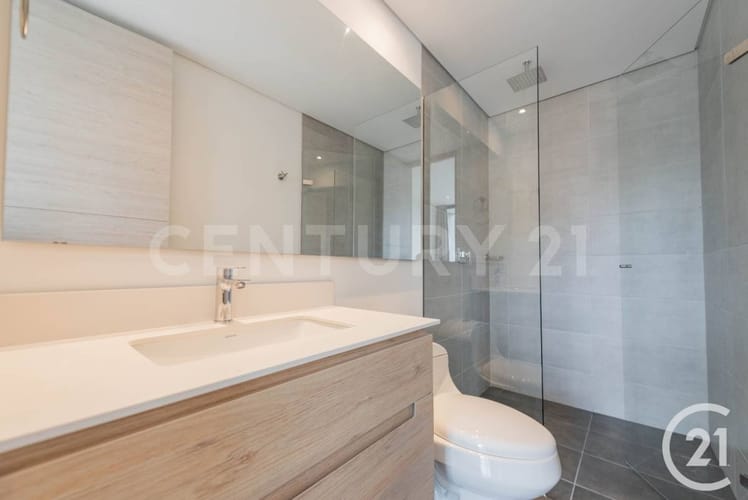 Casa de 2 alcobas en venta en El Poblado, Medellín, 60 m² · foto 14 de 24