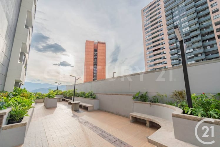 Casa de 2 alcobas en venta en El Poblado, Medellín, 60 m² · foto 20 de 24