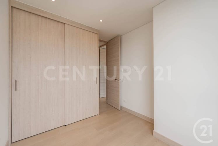 Casa de 2 alcobas en venta en El Poblado, Medellín, 60 m² · foto 23 de 24