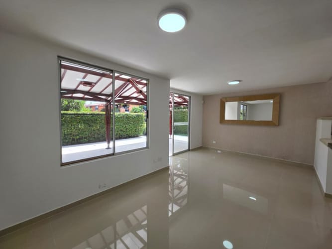 Casa de 3 alcobas en venta en Parque Natura, Jamundí, 210 m² · foto 5 de 23