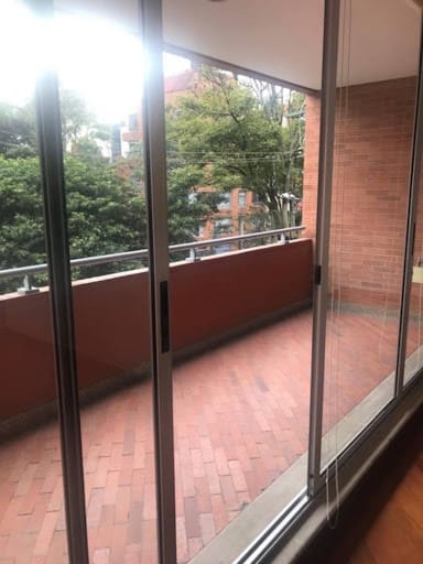 Apartamento de 3 alcobas en venta en Los Rosales, Bogotá, 193 m² · foto 6 de 17