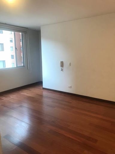 Apartamento de 3 alcobas en venta en Los Rosales, Bogotá, 193 m² · foto 10 de 17