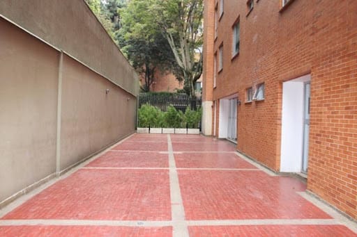 Apartamento de 3 alcobas en venta en Los Rosales, Bogotá, 193 m² · foto 17 de 17