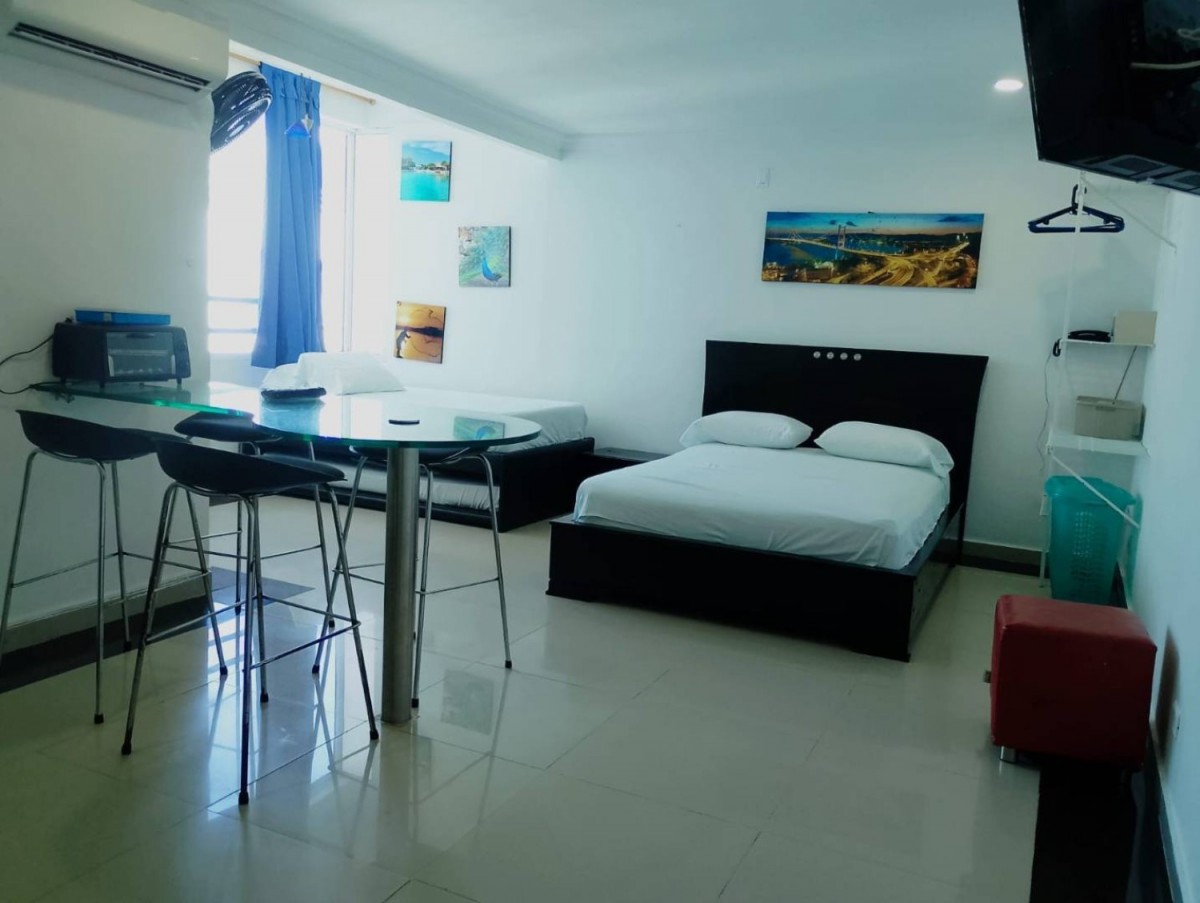 Apartamento en venta en El Laguito, Cartagena · foto 2 de 8