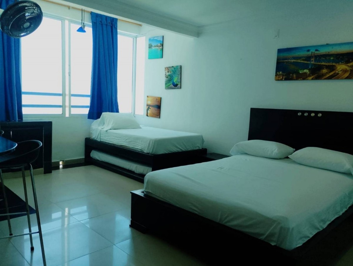 Apartamento en venta en El Laguito, Cartagena · foto 5 de 8