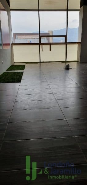 Oficina en venta en Primavera, Envigado, 37 m² · foto 2 de 5
