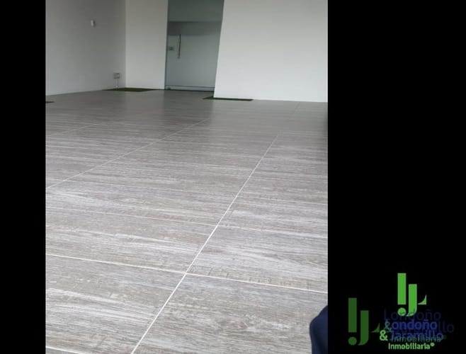 Oficina en venta en Primavera, Envigado, 37 m² · foto 5 de 5