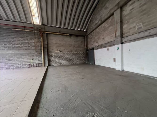 Bodega en arriendo en Monteazul, Sabaneta, 480 m² · foto 5 de 21