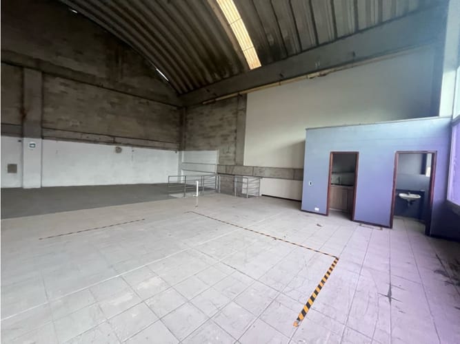 Bodega en arriendo en Monteazul, Sabaneta, 480 m² · foto 12 de 21